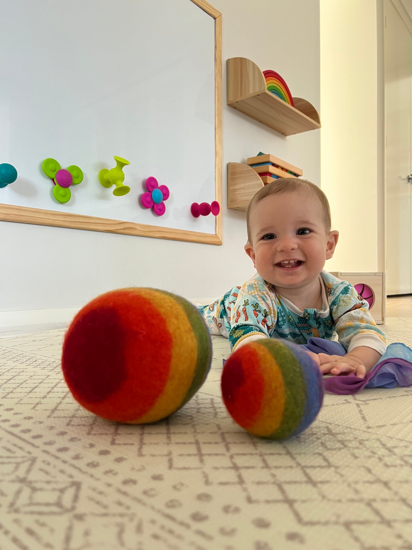 Papoose Rainbow Felt Balls - 2 Pack