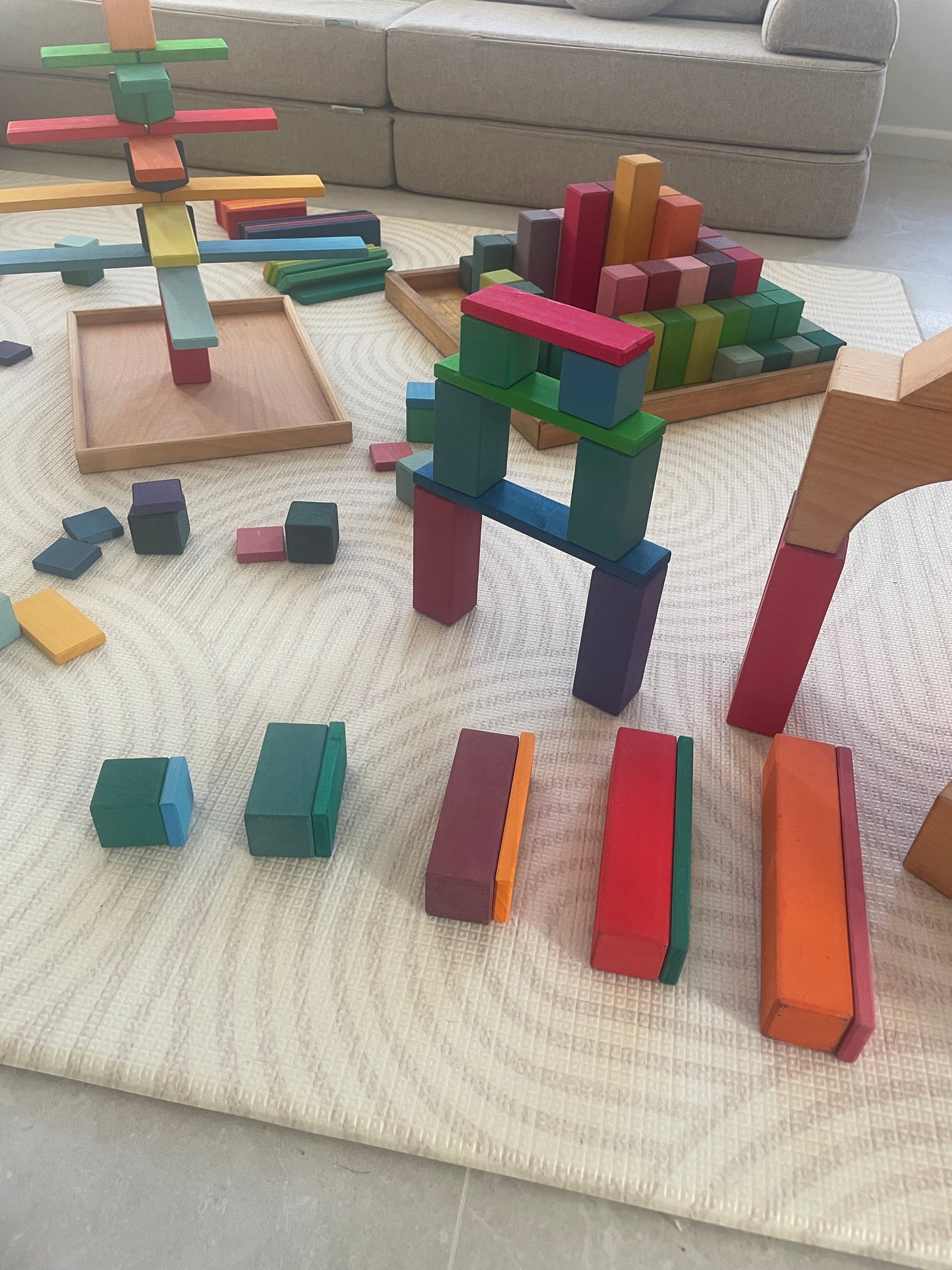 Gluckskafer Wooden Blocks - Rainbow Building Slats in Tray 64pcs