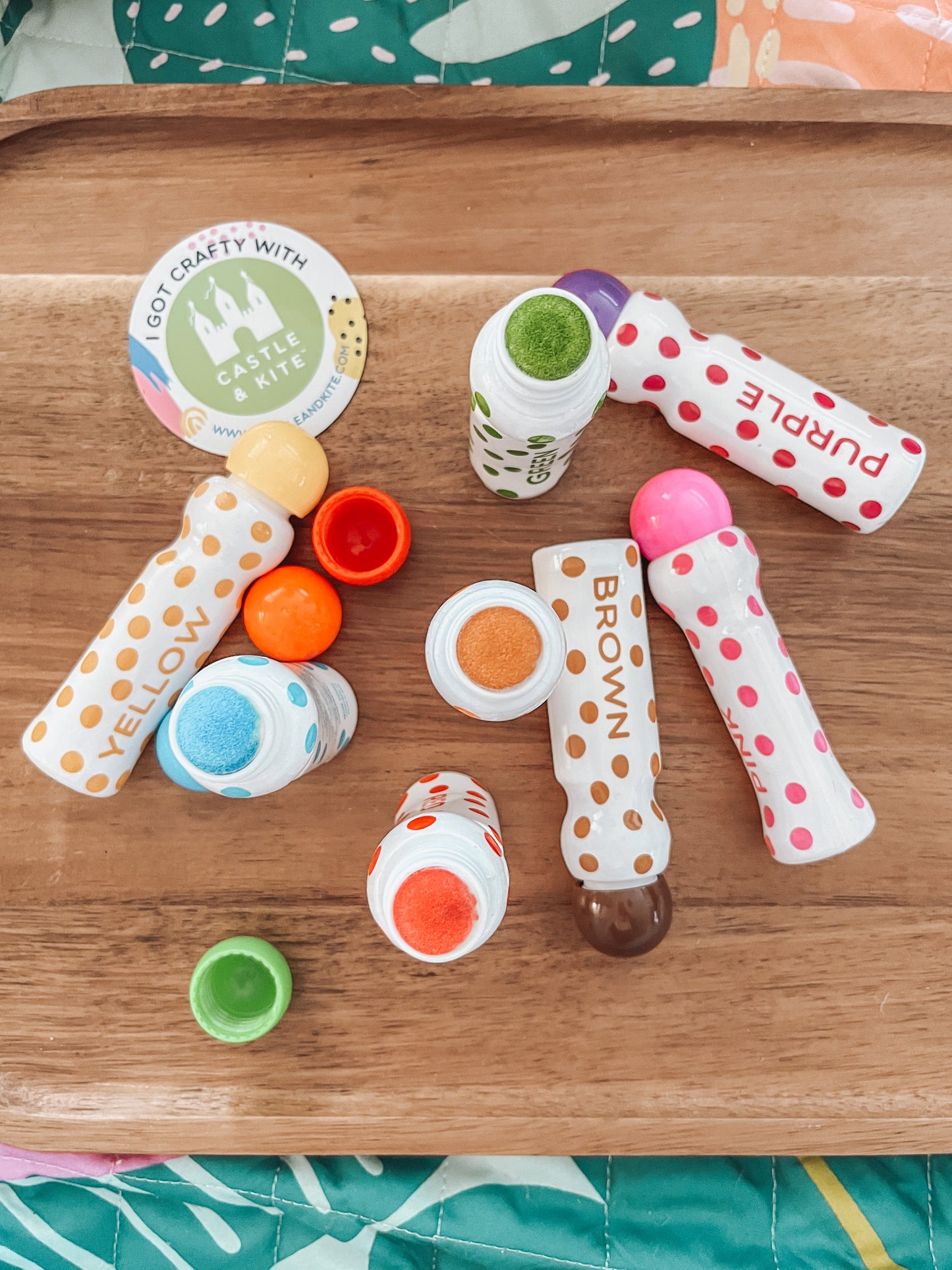 Spot and Dot Markers