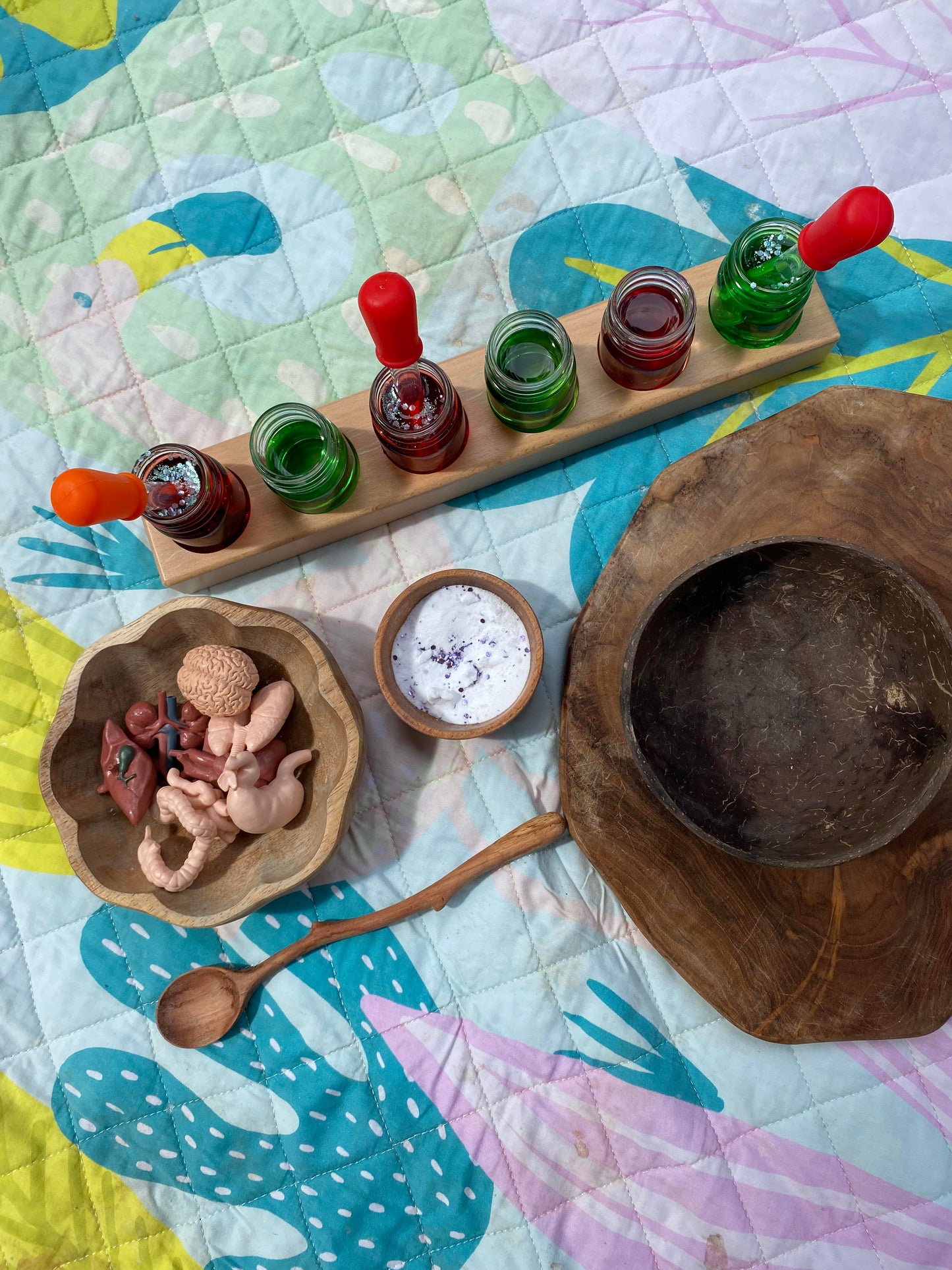 Papoose Wooden Daisy Bowls - Set of 2