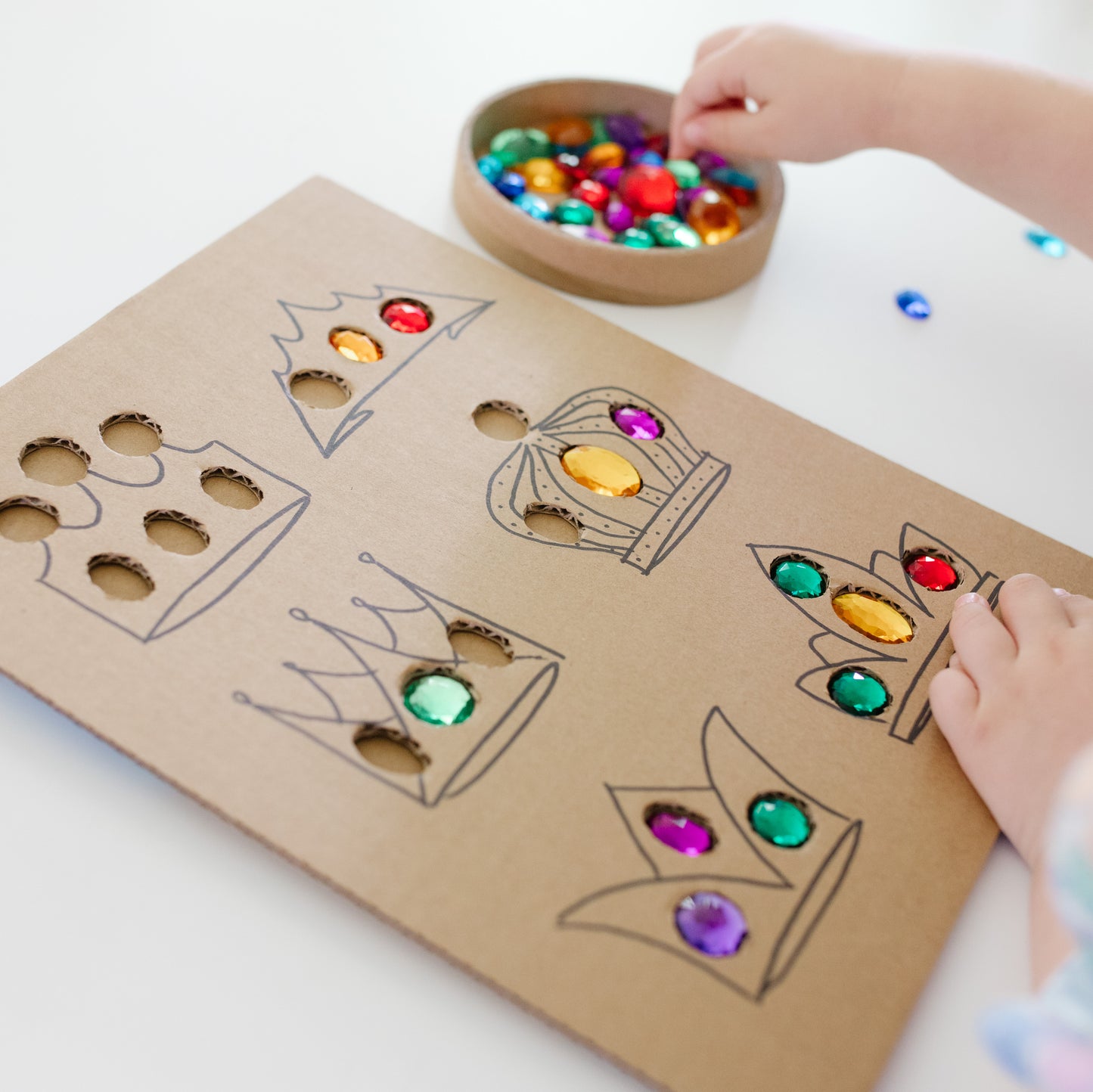 Grimm's 100 Small Acrylic Glitter Stones