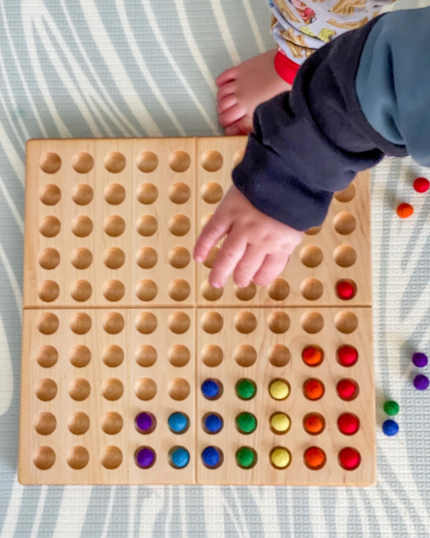 Hundreds Board with Wood Balls