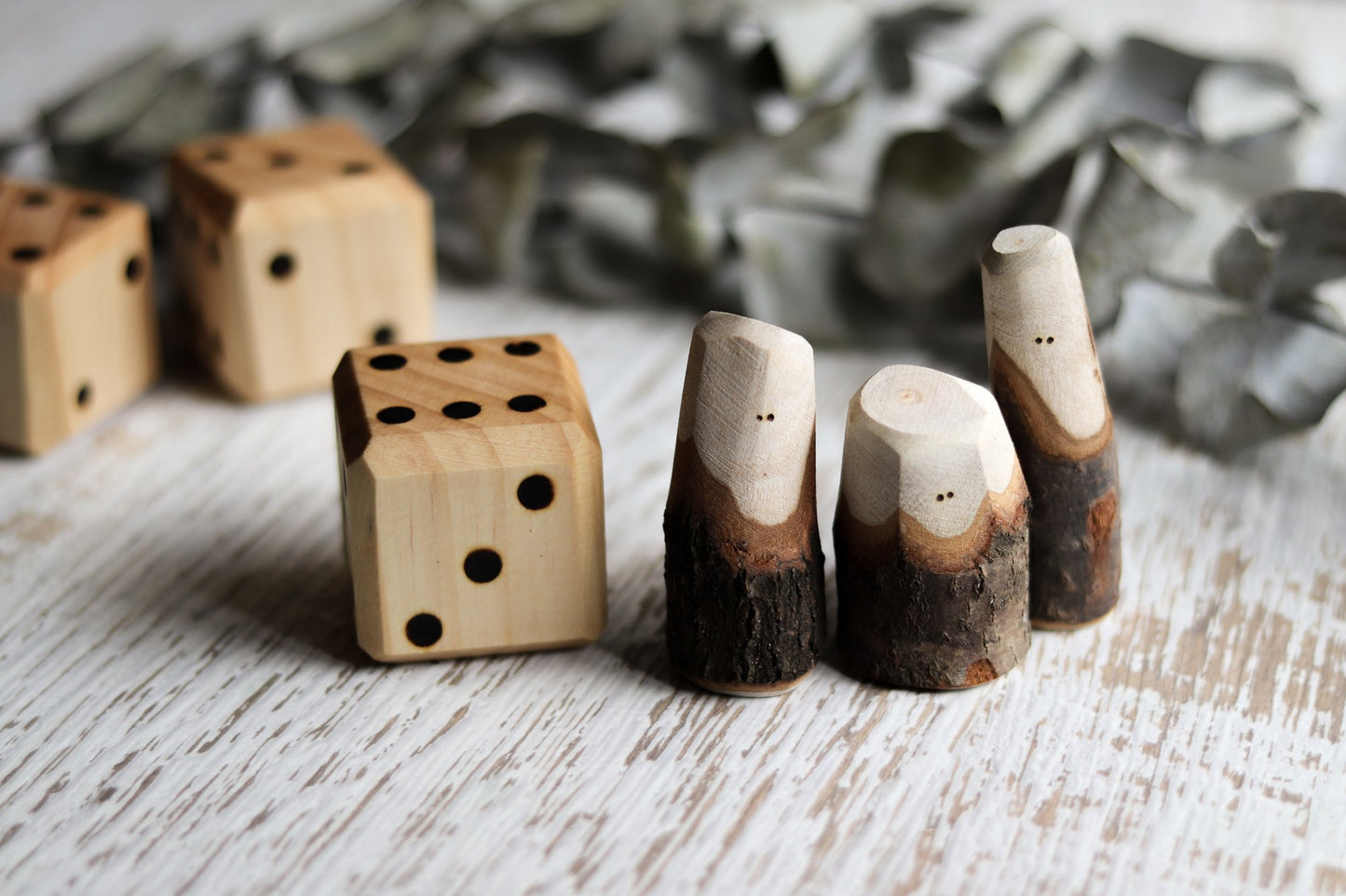 2 Chunky Wooden Dice