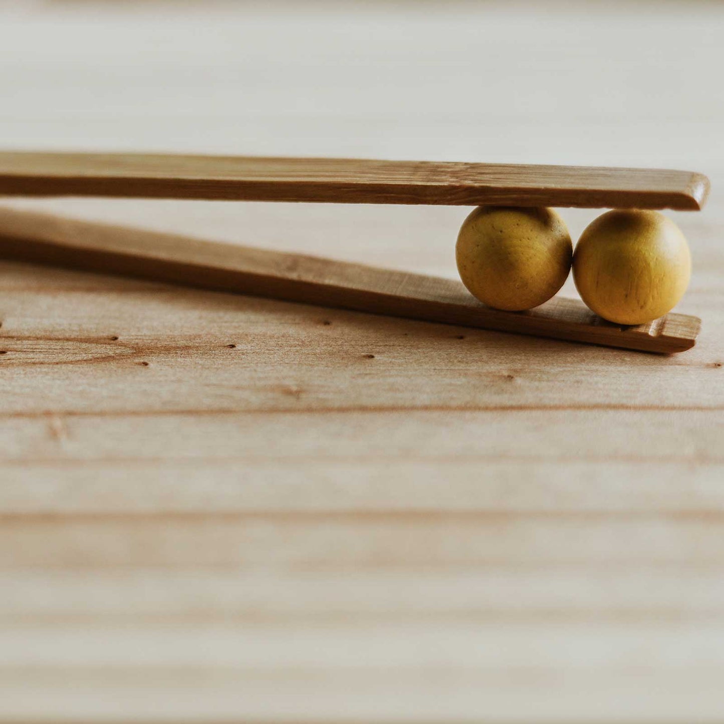 Straight Bamboo Tongs