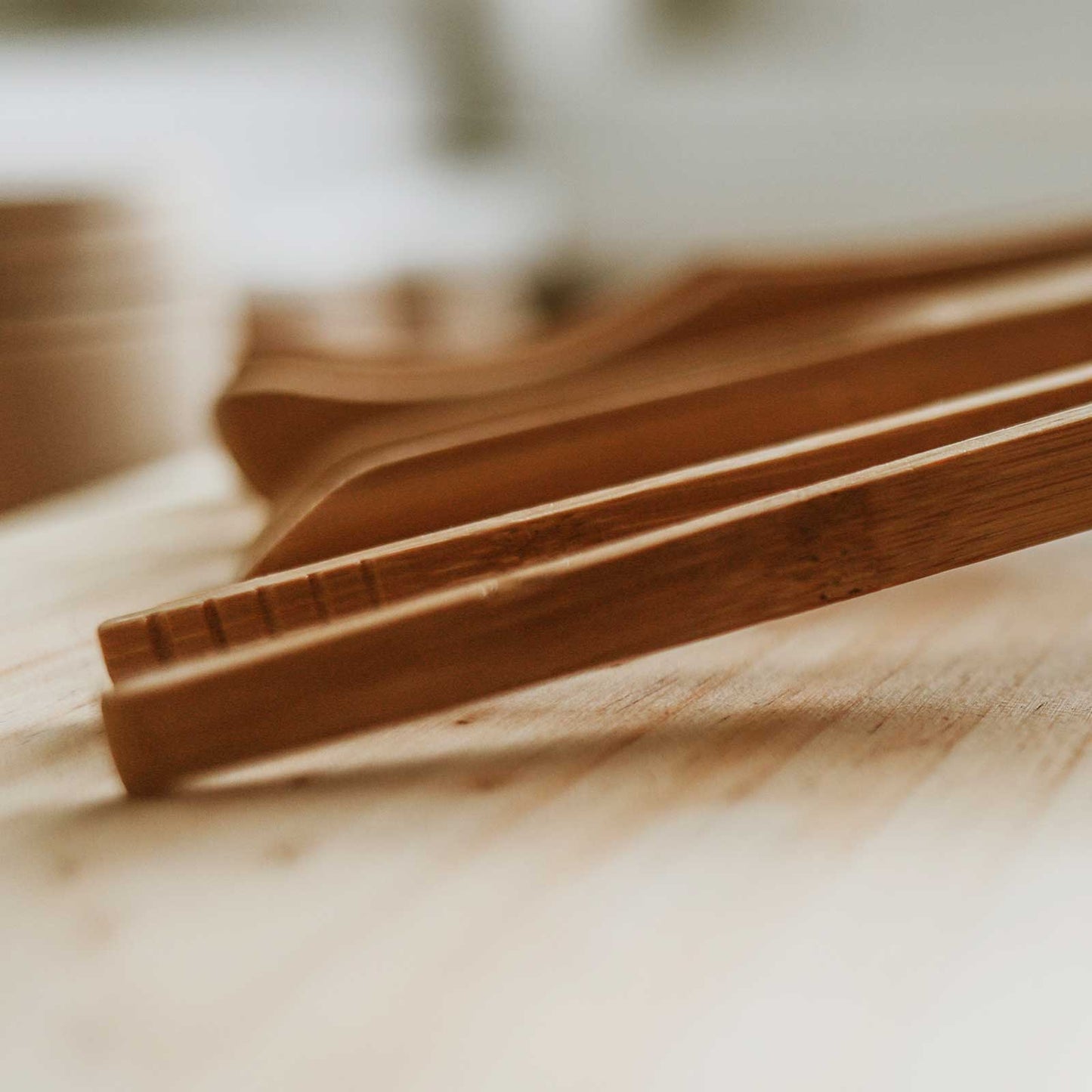 Straight Bamboo Tongs