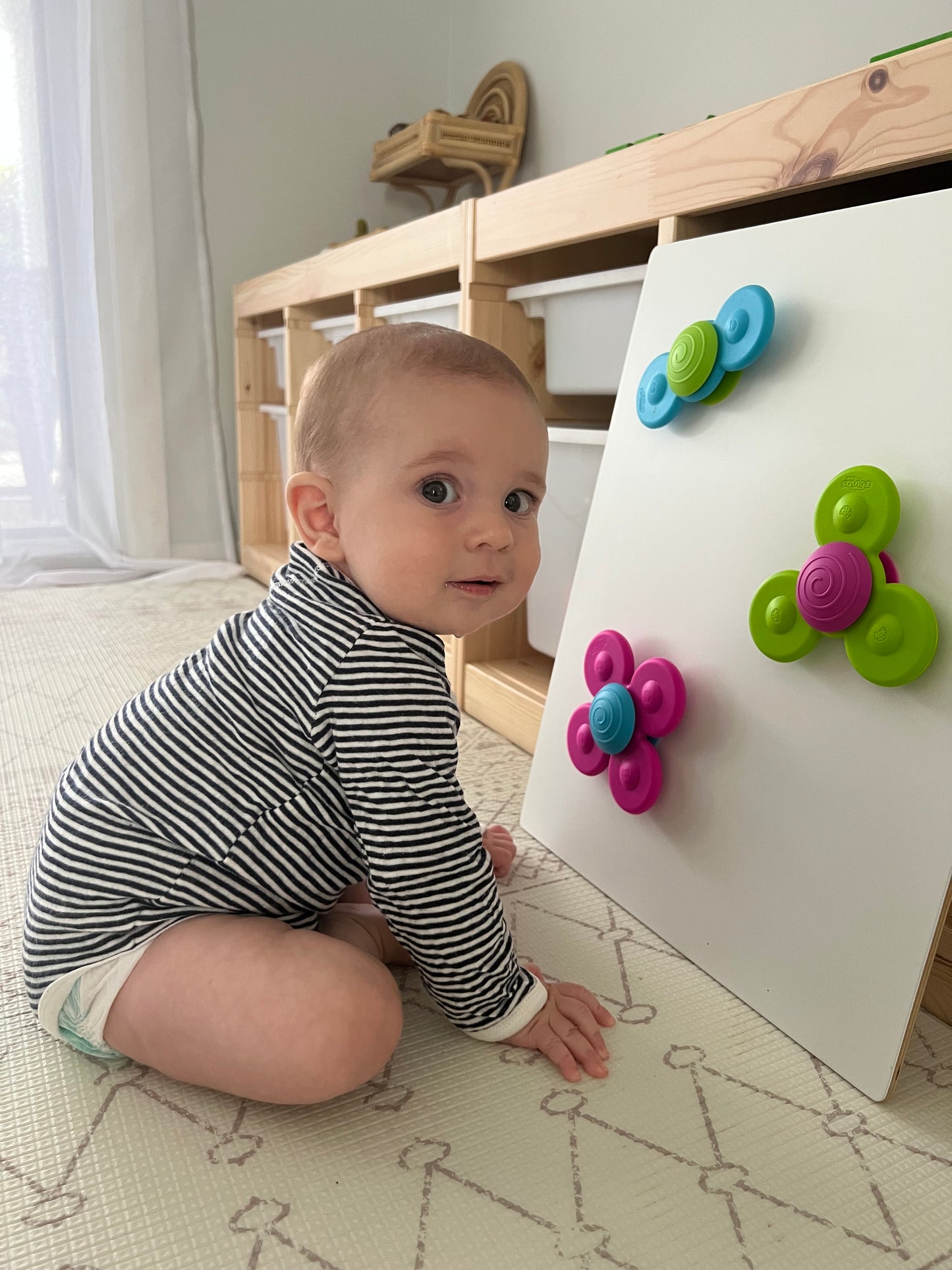 Whirly Squigz