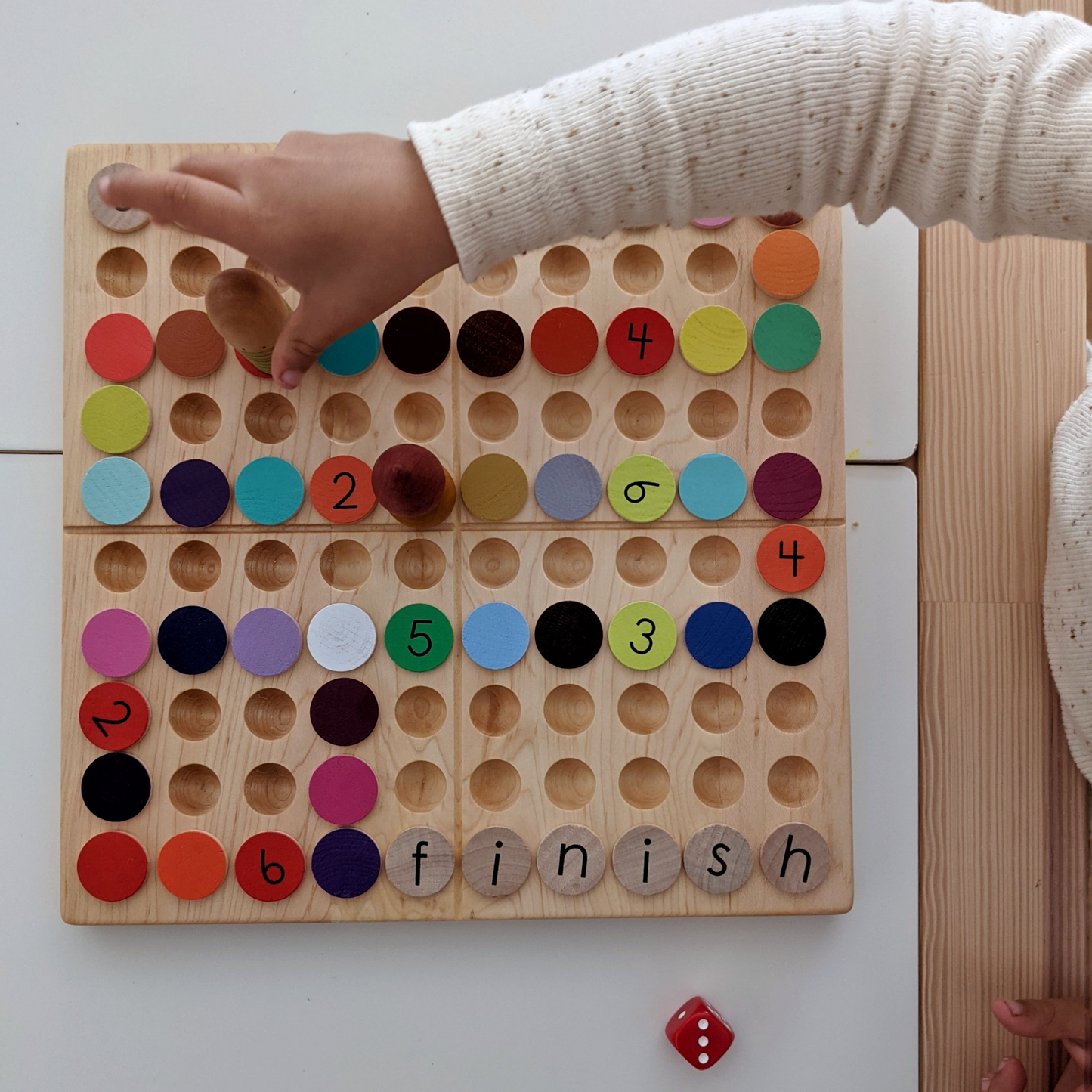 Colour Gradients Coins with Pegs