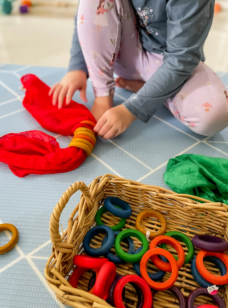 Play Ideas for Encouraging Fine Motor Skills