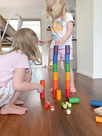 How to play with Loose Parts