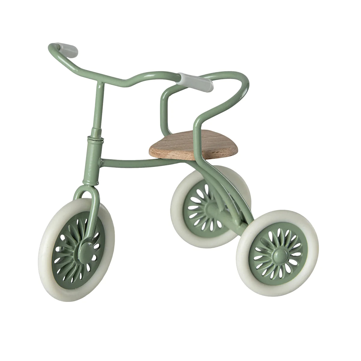 
                  
                    Abri à Tricycle
                  
                