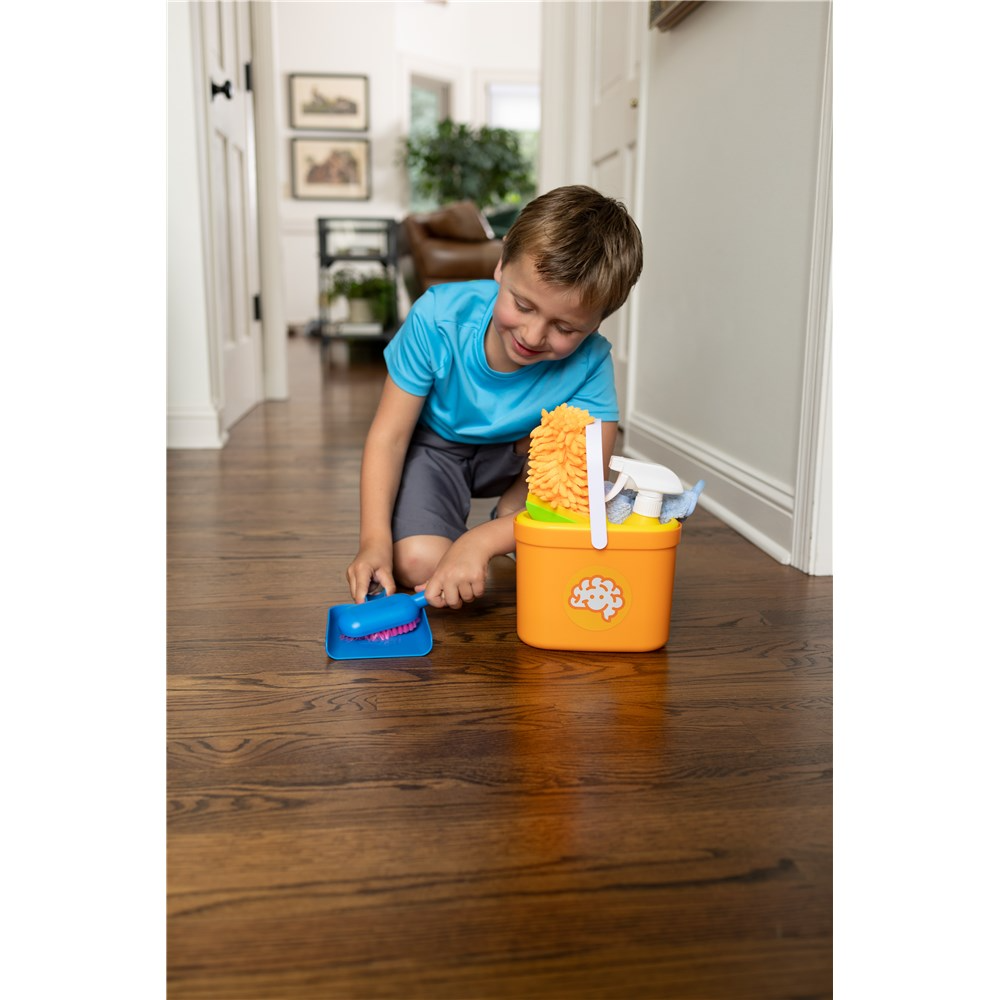 
                  
                    Pretendables Cleaning Set
                  
                