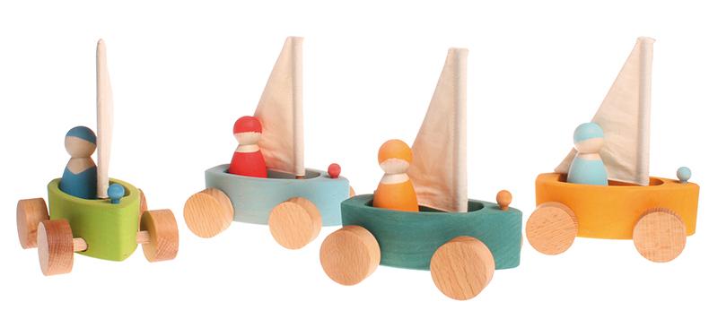 Grimm's Land Yacht Set of 4 with Sailors