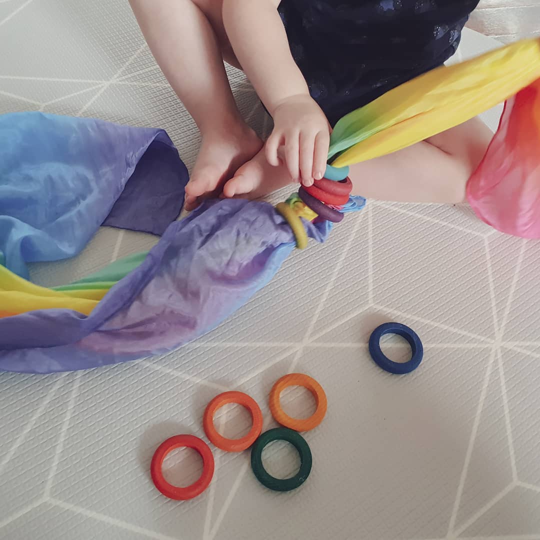 Sarah's Silks _ Playsilks with Grapat Rings _ Little Toy Tribe