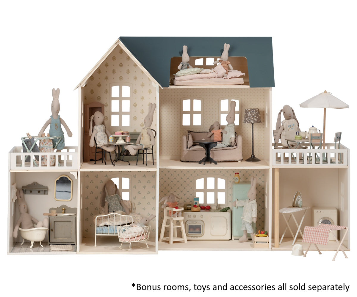 
                  
                    Miniture Doll House
                  
                