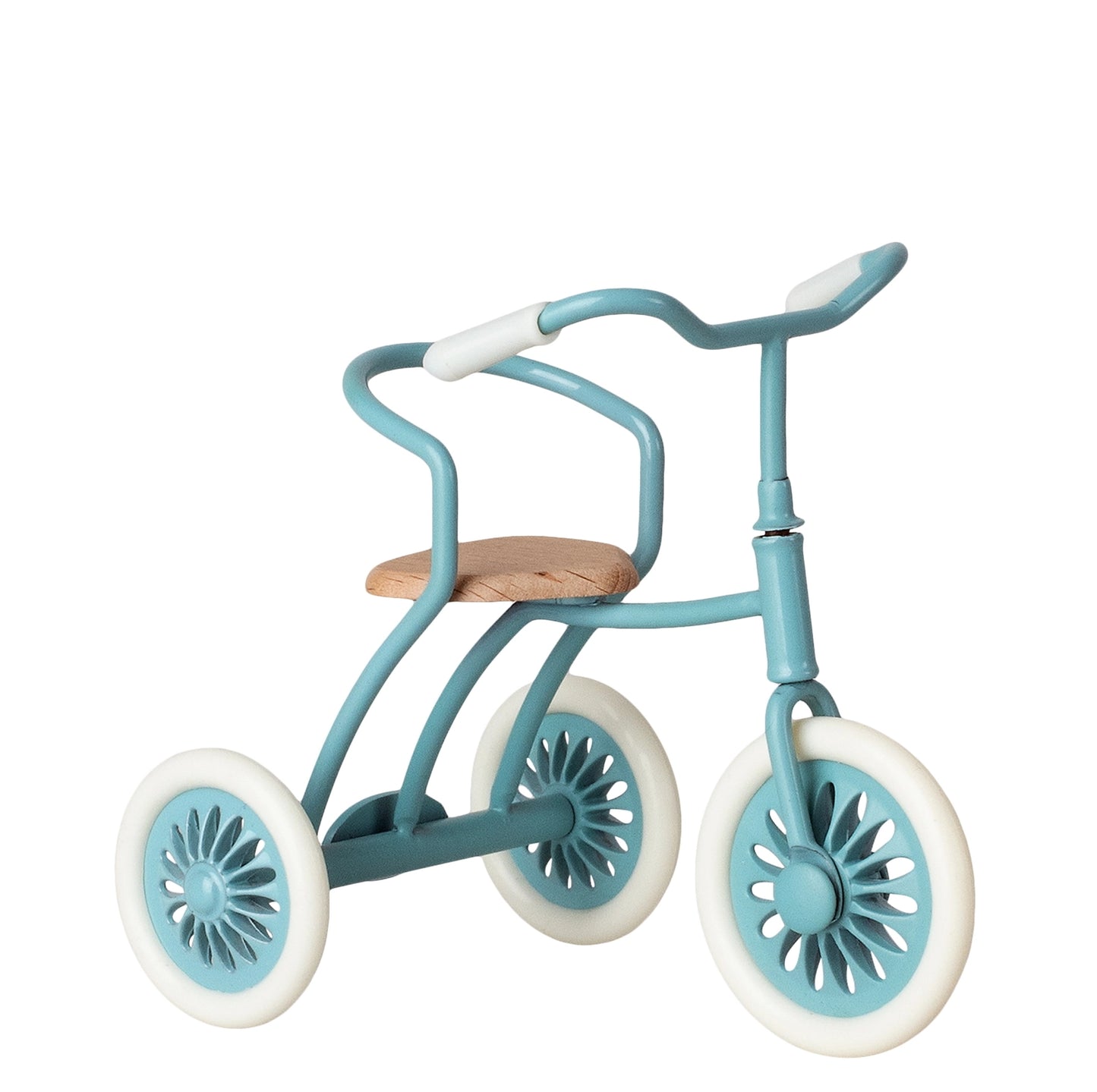 
                  
                    Abri à Tricycle
                  
                