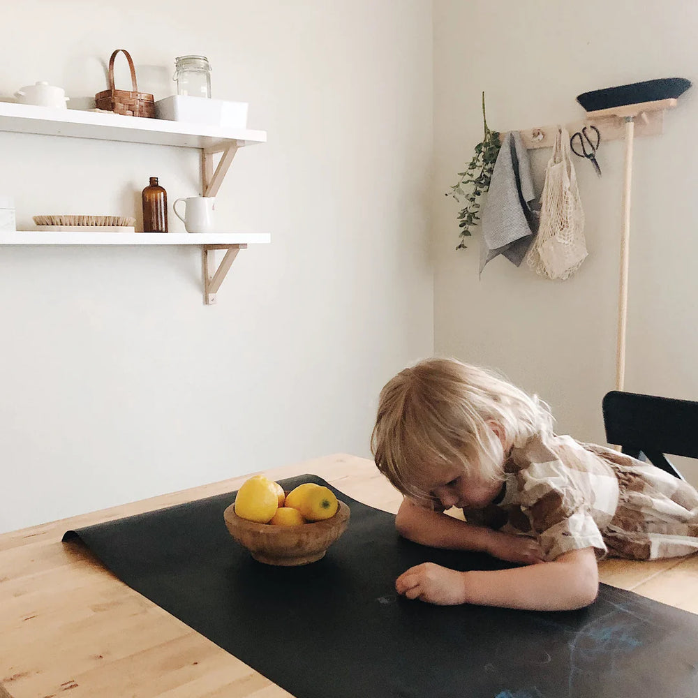 
                  
                    Reusable Table Runner
                  
                