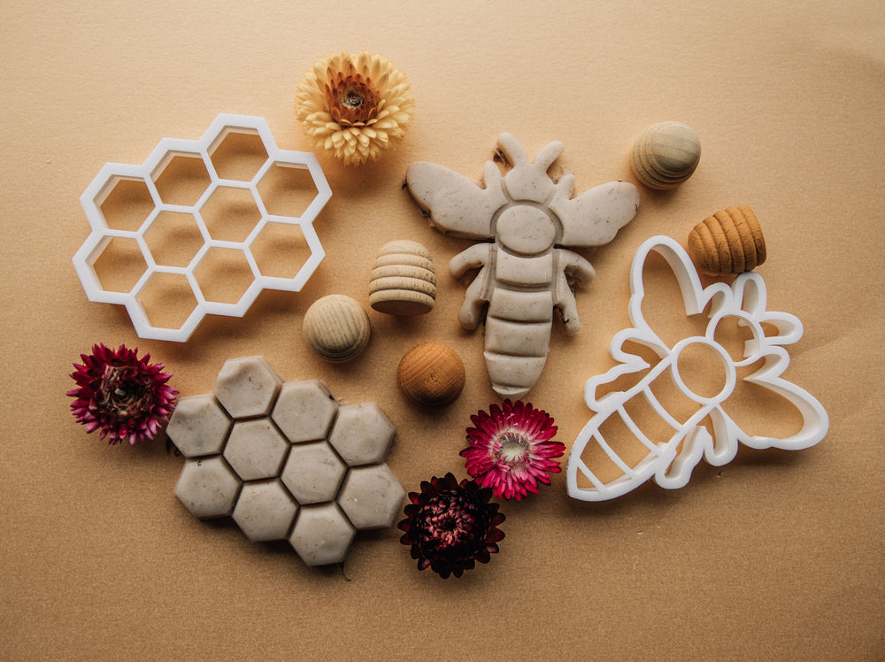 Dough Cutter - Bee Theme