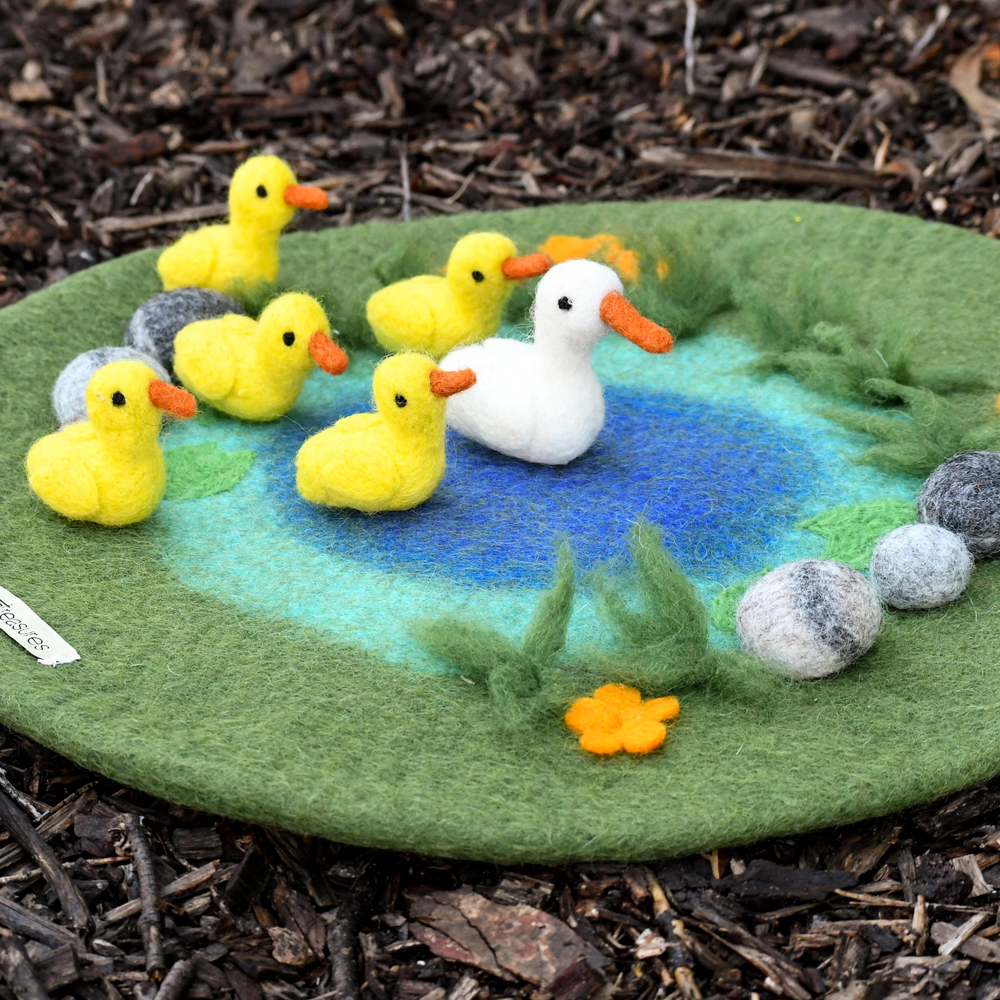 
                  
                    Duck Pond with 6 Ducks Play Mat Playscape
                  
                